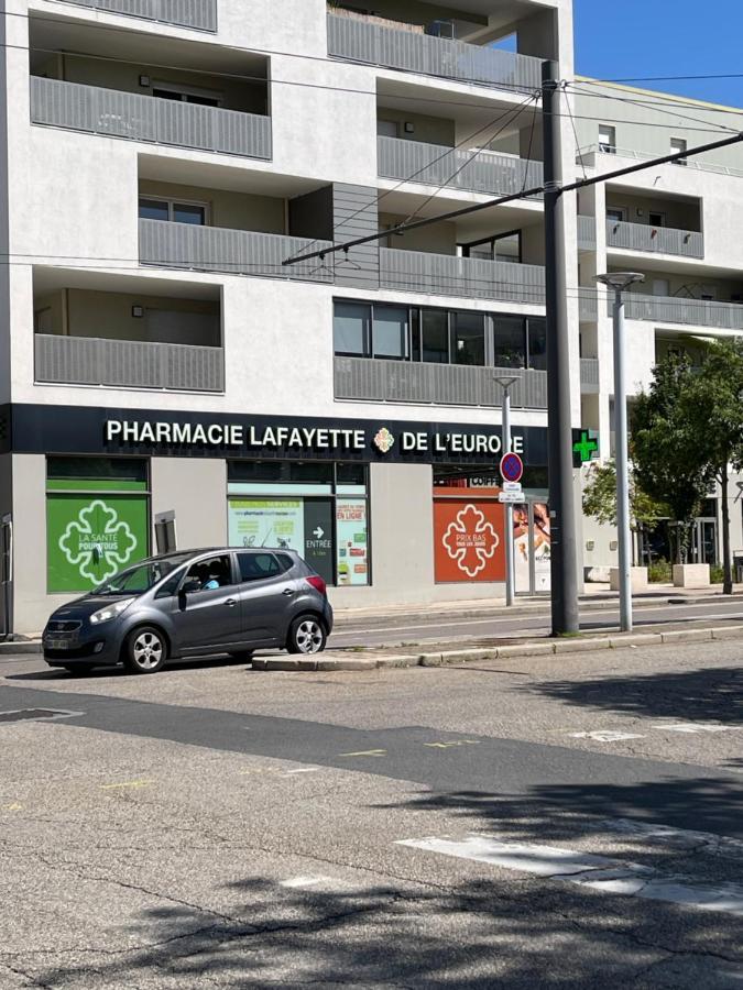 Appartement 3 Pieces Pour 1 A 5 Voyageurs Rillieux-la-Pape Eksteriør bilde