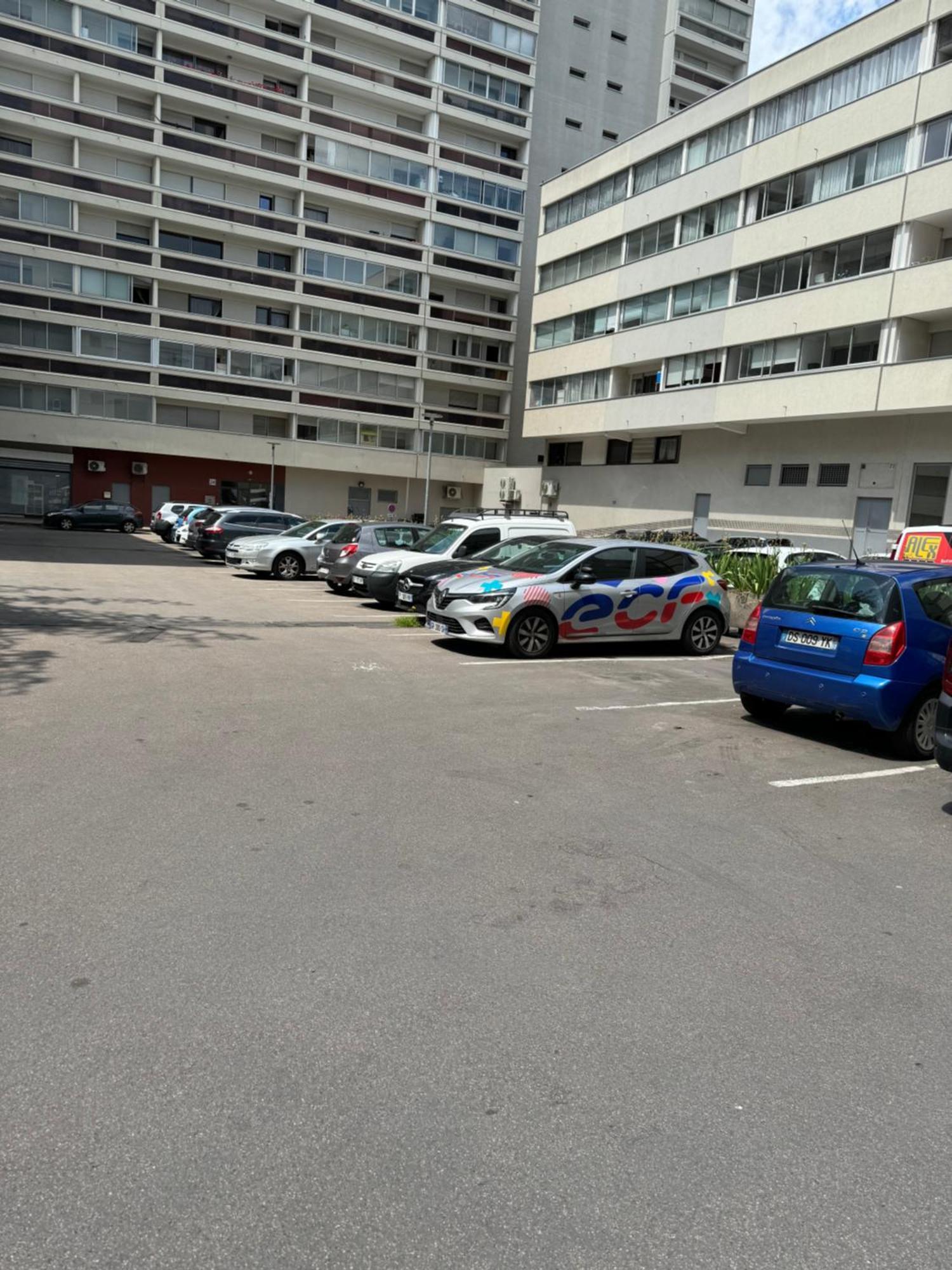 Appartement 3 Pieces Pour 1 A 5 Voyageurs Rillieux-la-Pape Eksteriør bilde