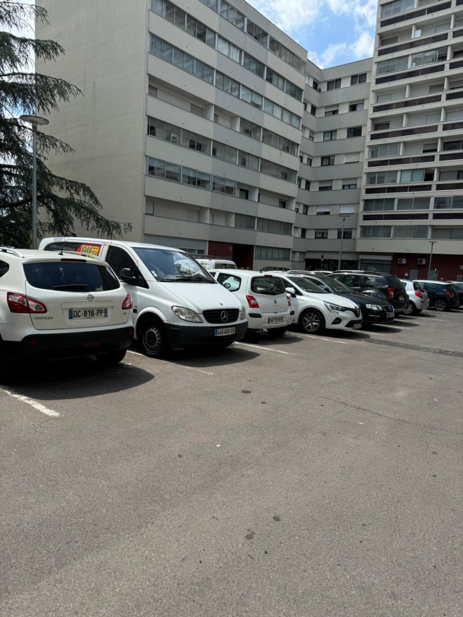 Appartement 3 Pieces Pour 1 A 5 Voyageurs Rillieux-la-Pape Eksteriør bilde